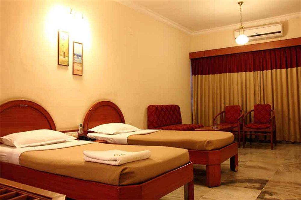 Samrat Residency Hotel Bangalore Esterno foto