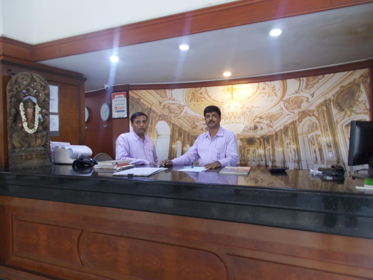 Samrat Residency Hotel Bangalore Esterno foto
