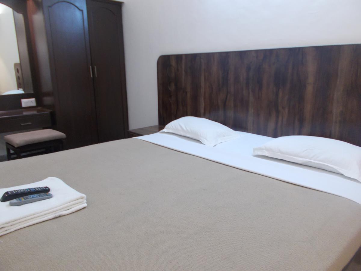 Samrat Residency Hotel Bangalore Esterno foto